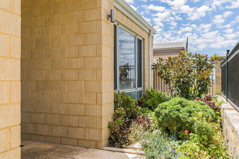 Ocean Keys Cottage - Free WiFi - Dentist Find 3