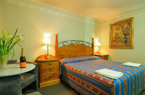 Olympia Motel - Dentist Search 1