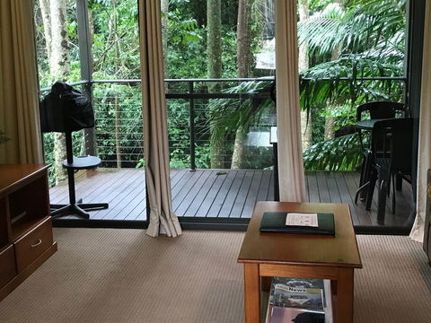 On Obi Maleny - Dentists Australia 2
