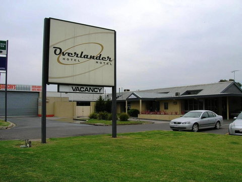 Overlander Hotel Motel - Dentist Find 1