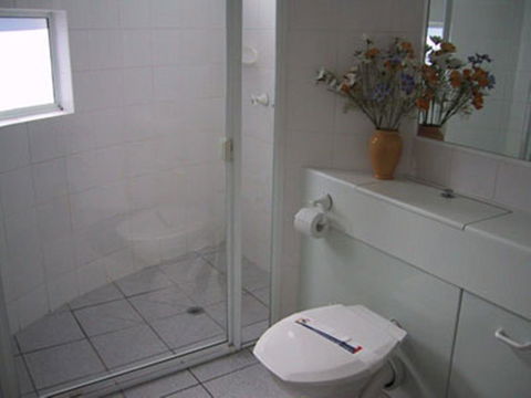 Pago Pago 4 - 2 BDRM Apt On Mooloolaba Spit - Dentist Search 2