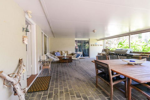 Palm Beachhouse - Dentist Find 1