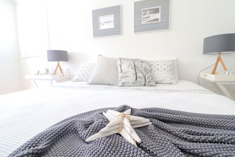 Palms Studio Apartment At Raffetys Resort - Dentist Find 0