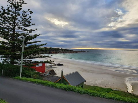 Paradise House, Boat Harbour Beach - Dentists Australia 2