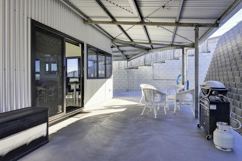 Park Beach Retreat - Dentist Find 1