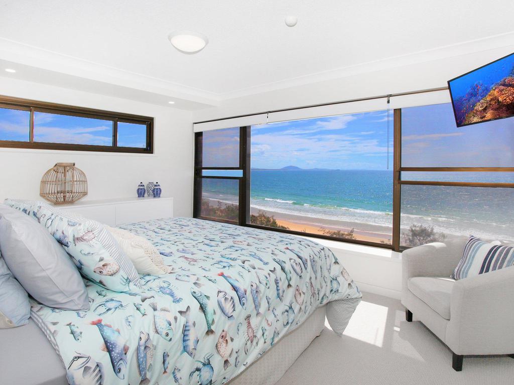 Parkyn Place 7 - 3 BDRM Oceanview Apt on Mooloolaba Spit