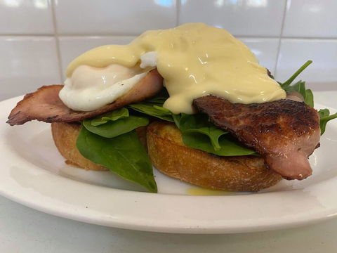 Parry Creek Farm Tourist Resort And Caravan Park - Dentist Find 2