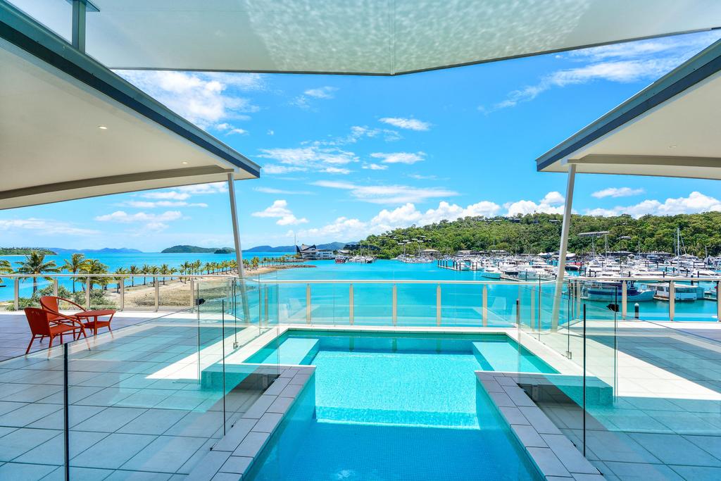 Pavillions Penthouse 25 - 4 Bedroom Luxury Ocean View Hamilton Island