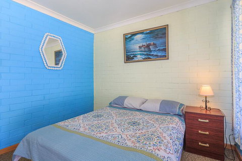 Peaceful Bay Chalet 9 - Dentist Search 1