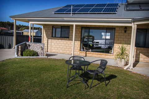 Pelican Perch Retreat - Dentist Search 2