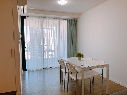 Perfect Location APT W Roof Top Pool/GYM - Dentist Find 2