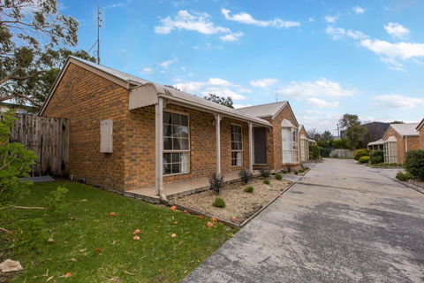 PERFECT ON PYMBLE AVE - Dentist Find 0