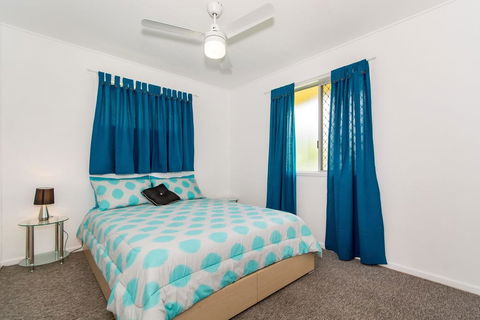 Pet Friendly Cutie - Bonham St, Bongaree - Dentist Find 3