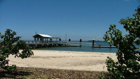 Pet Friendly Lowset Home With Room For A Boat, Wattle Ave, Bongaree - Dentist Find 2