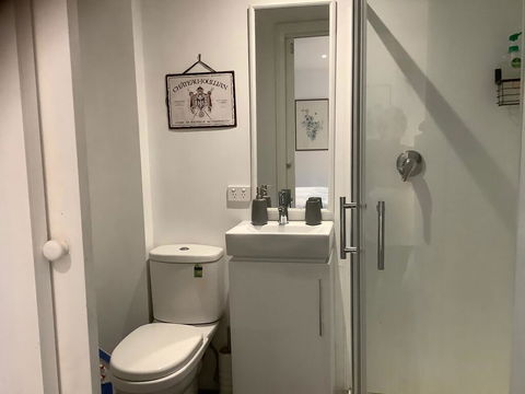 Petite Provence Cottage - Dentists Australia 3