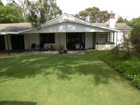 Pinkerton Hill Naracoorte - Dentist Find 0