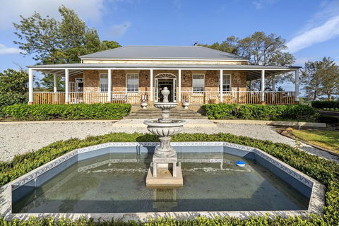 Pointe Rapide Estate - L'abode Accommodation - Dentist Find 0