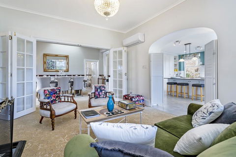 Pointe Rapide Estate - L'abode Accommodation - Dentist Find 3