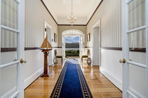 Pointe Rapide Estate - L'abode Accommodation - Dentist Find 1