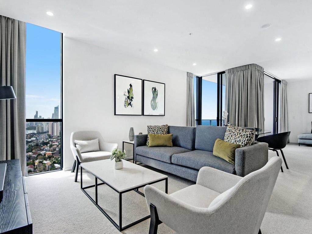 Qube Broadbeach - Luxury 2 Bedroom Ocean View