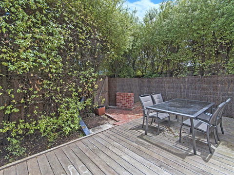 Railway Cottage - Dentist Find 2