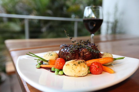 Red Bridge Motor Inn - Dentist Find 2