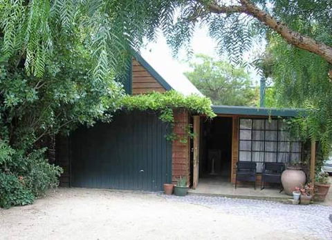 Red Brier Cottage Accommodation - Dentist Find 0