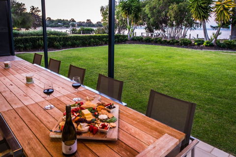 Regency Beach Club - Dentist Find 1