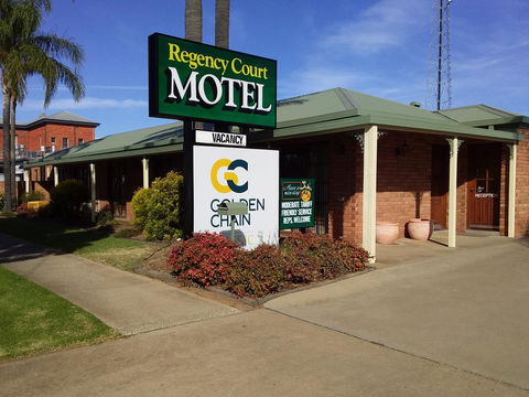 Regency Court Motel - Dentists Australia 0