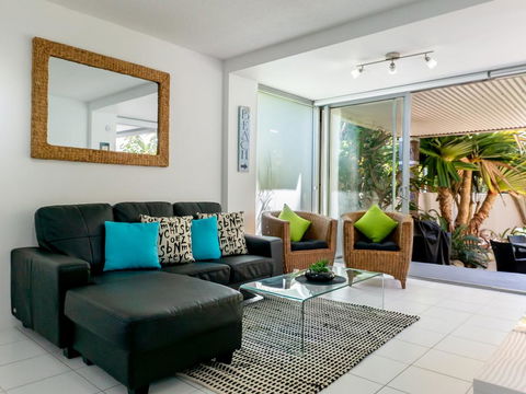 Retreat On Fourth - Dentists Australia 3