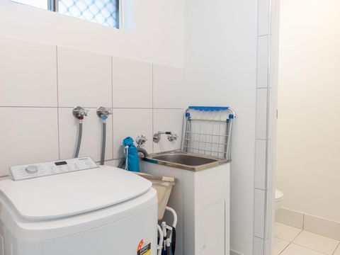 Retreat On Fourth - Dentists Australia 2