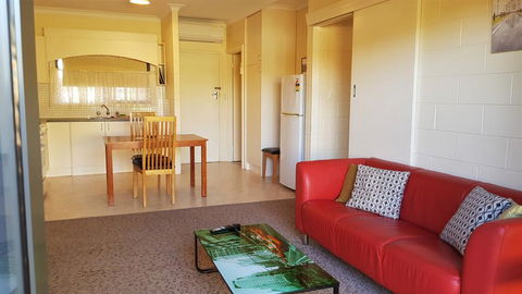 Rise N' Shine - Min Stay 4 Nights - Dentist Search 2