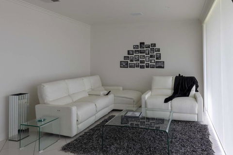 River Devine - Dentist Find 2