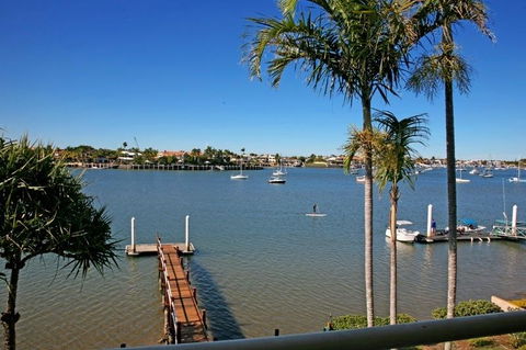 Riverside Apartments - Dentist Search 1