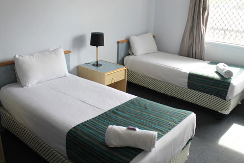 Rocky Glen Hotel Motel Gladstone - Dentist Find 1