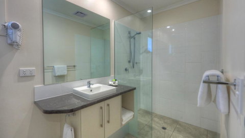 Roma Central Motel - Dentists Australia 1