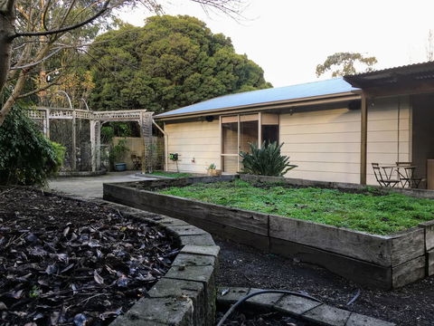 Romantic Getaway With Spa And Wifi - Pet Friendly - Dentist Find 0