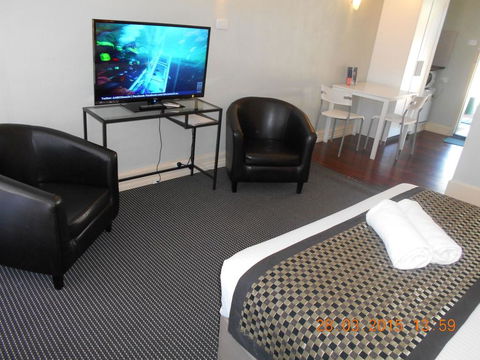 Rose City Motor Inn - Dentist Find 2