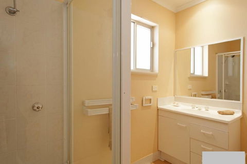 Ryans Cottage - Sawtell, NSW - Dentist Find 2