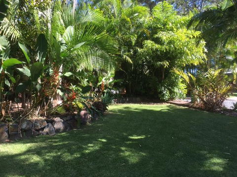 Safety Beach Ocean Bungalows - Dentist Find 3