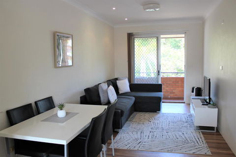 Sand And Sea 5 - Dentist Search 0