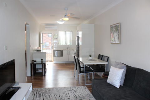 Sand And Sea 5 - Dentist Search 1