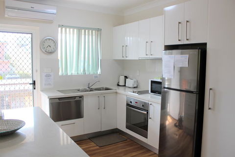 Sand And Sea 5 - Dentist Search 2