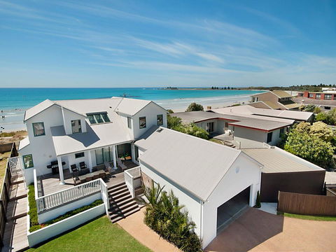 Sandcastles - Dentist Find 0