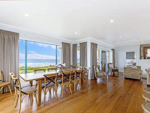 Sandcastles - Dentist Find 2