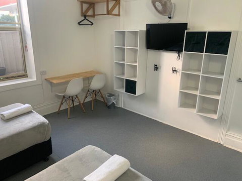 Sandy Bottoms Guesthouse - Dentist Find 3