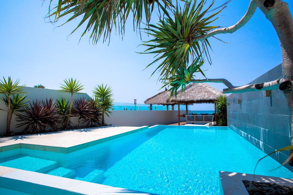 Sapphire Sands Beach House