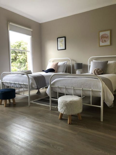 Sea Change Guesthouse - Dentist Find 1