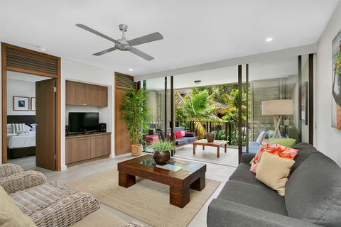 Sea Temple Private Apartments - Dentists Australia 3