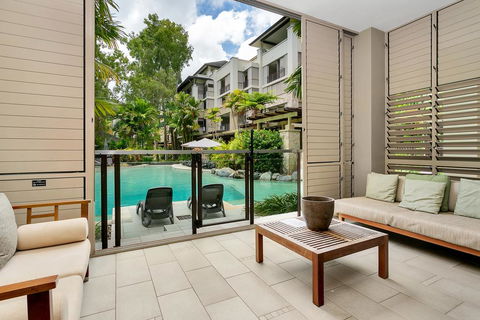 Sea Temple Swim Out Apartment - Dentist Find 0